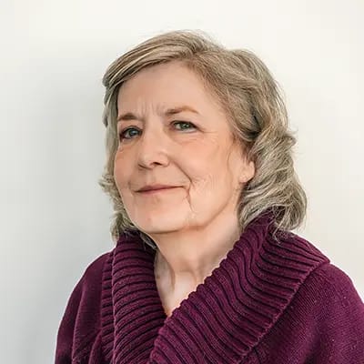 Laura Colby headshot