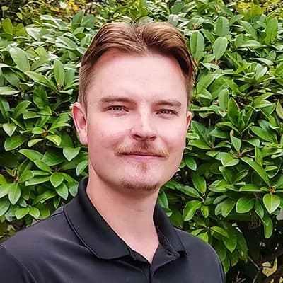 Matthew Nelson headshot
