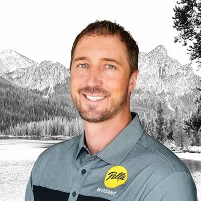 Bob Davis headshot