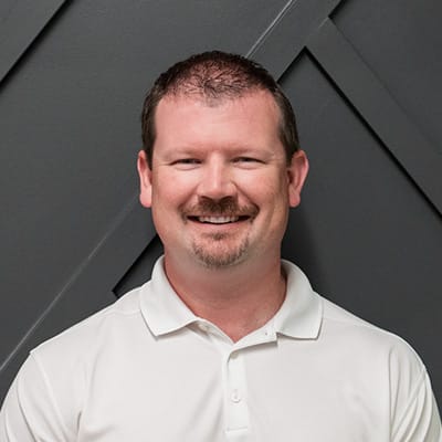 Marti Neill headshot