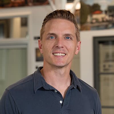 Eric Lambert headshot