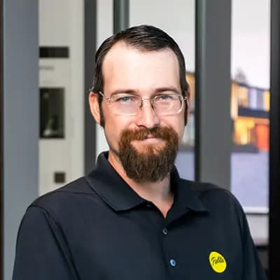 Tyler Erickson headshot
