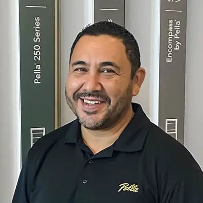 Andre Morales headshot