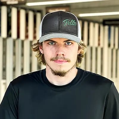 Eli Spangler headshot