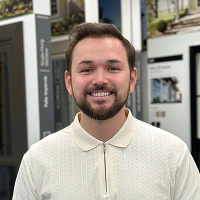 Joshua Peavy headshot