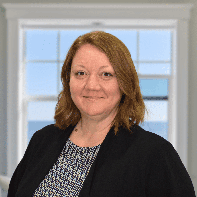 Beth Noles, a Pella Northern Indiana team member